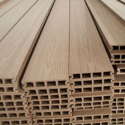 Kraakbestendige co-extrusie wpc-dekreiscompositdek met 12 kleurenkeuzes