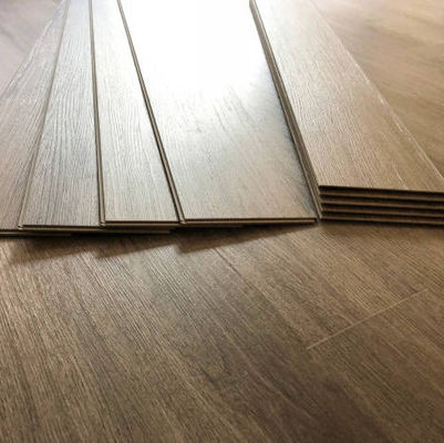 AC4 8 mm 12 mm Hdf Mdf Duitsland Waterdicht Klasse 33 Houten gelamineerde vloeren voor economische doeleinden