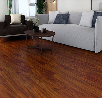 Slaapkamer Drielagig ingenieurswerk van hout vloer Gespotte Gum Oak Ingenieurswerk van hout vloer