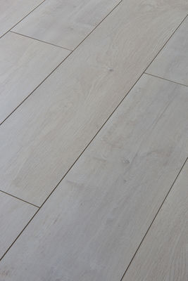 AC4 slijtvastheid T G Laminate vloer Trap neus machine voor ingenieursvloeren