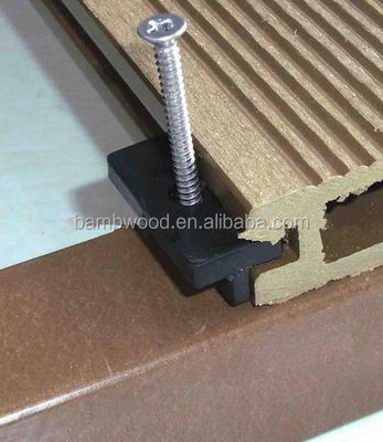 3D-modelontwerp WPC-dekclip Accessoire met PU-schuim geluidsdicht tapijtonderlaag