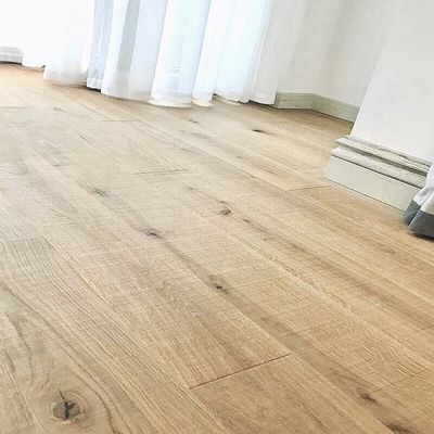 Ingenieursvloeren van massief hout eiken hout stenen tegels met online technische ondersteuning