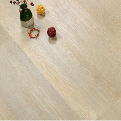 Hout als zelfklevend vinyl PVC-plastiekvloeren met een opgestort ontwerp