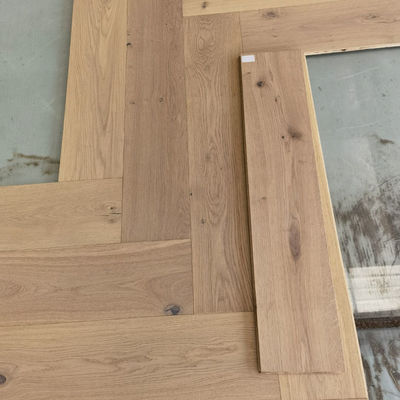 Multicolor engineered houten vloer voor beste gebogen haringbeen patroon visbeen vloer