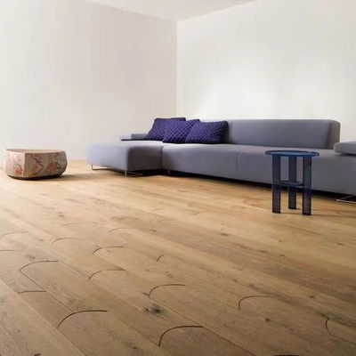 Eco-vriendelijke Fishbone Oak Engineered Wood Flooring Duurzaam en stijlvol voor woonkamer