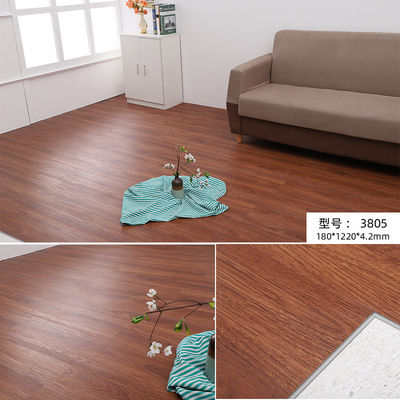 4mm 5mm 8mm Spc vloer Plastic vinyl vloer tegel met en online technische ondersteuning