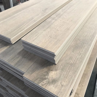 Moderne ontwerp 4.0mm-10mm slijtvast SPC vinyl vloer met UV-lak bescherming