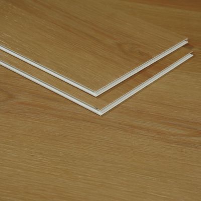Eenvoudige installatie Unilin Click System SPC Vinyl plank vloer met UV lakcoating