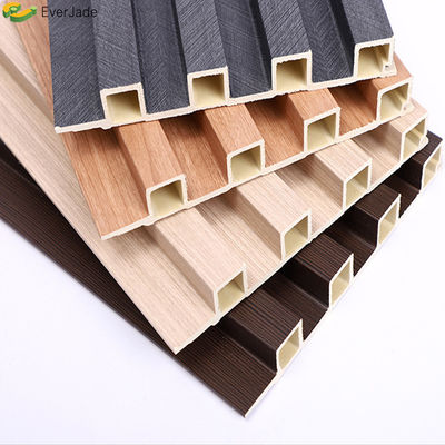 Buitenhouten composietwandpaneel van hout en kunststof met zanden en embossing van houtkorrels uit Hebei