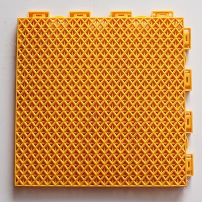 Weerbestendige PP hangvloer modulaire vergrendeling vloertegels 12 inch Sport