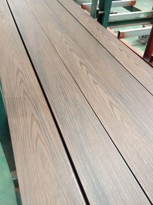 100% recyclebare Wpc-composite interlocking vloer voor tuinterras en zwembad