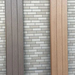 Buitenmuurdecoratief materiaal WPC-paneel met houtkorreltextuur en zandoppervlak