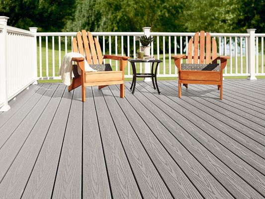 Milieuvriendelijk geïmpregreerd houten composietdekwerk voor tuin en terras