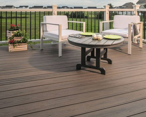 Milieuvriendelijk geïmpregreerd houten composietdekwerk voor tuin en terras