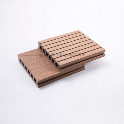 Parkeffeningoplossing Co-extrusie WPC Plastic Houten vloer met en 1,3%-1,4% Dichtheid