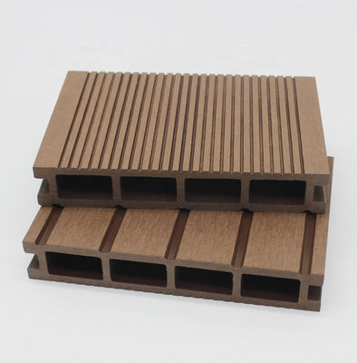 Cross Categories Consolidatie WPC-dekplank voor decoratieve tuin