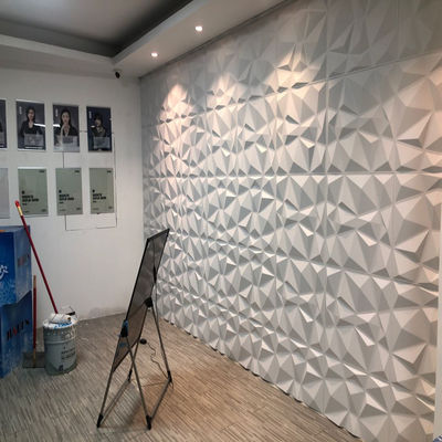 Luxe woonkamer TV achtergrond 500mm*50mm PVC 3D wandpaneel met modern ontwerp
